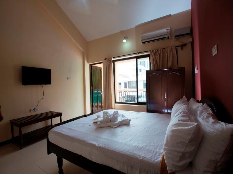 Serenity By The Sea Beach Resort Candolim Exterior photo